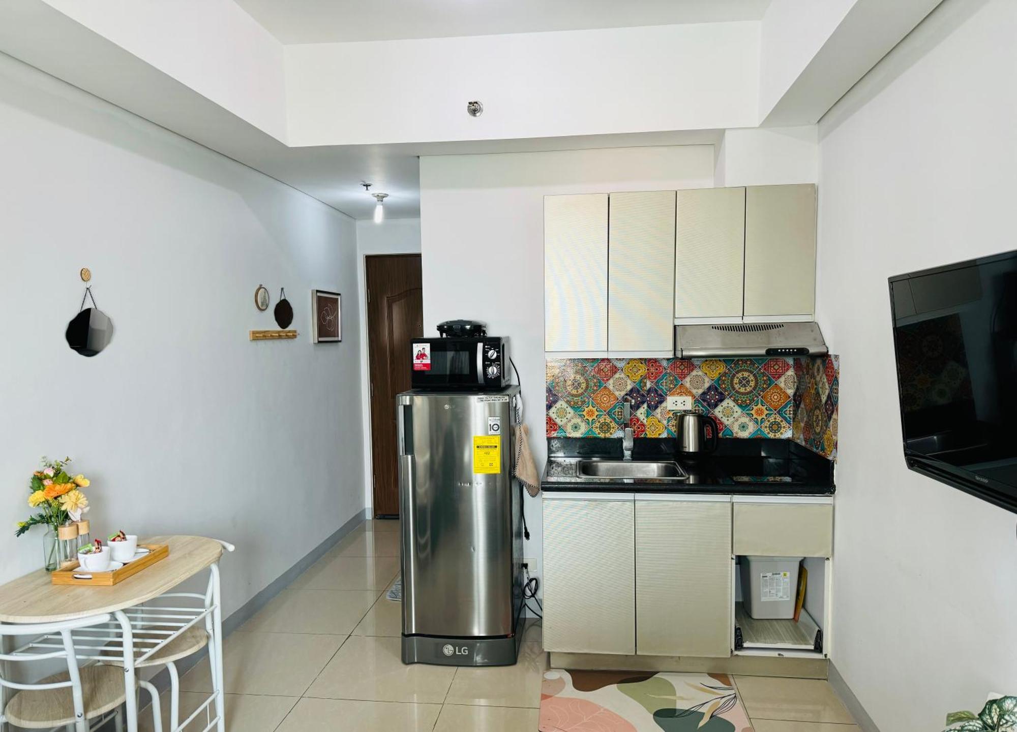 Beacon Makati Condo Free Pool Access Free Wifi 100Mbps & Free Netflix マニラ市 エクステリア 写真